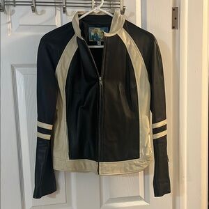 Wilsons Leather Black and Cream Leather Jacket with Sporty Design
